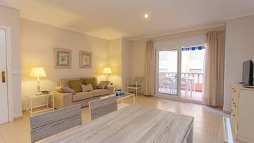 Apartment | Living area