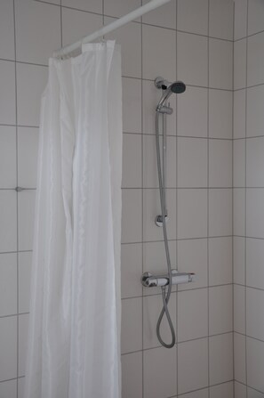 Family House, Patio, Garden View | Bathroom