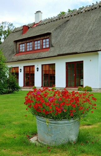 Hjortsby Torp - Country Living & Golf