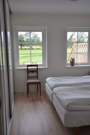Comfort House, 3 Bedrooms, Patio, Golf View | Blackout curtains, free WiFi - Hjortsby Torp - Country Living & Golf (Morarp)