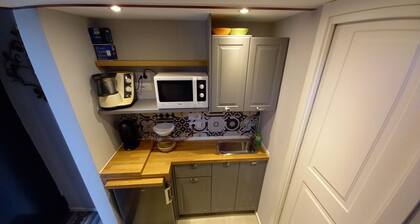 Studio apartment complete with everything