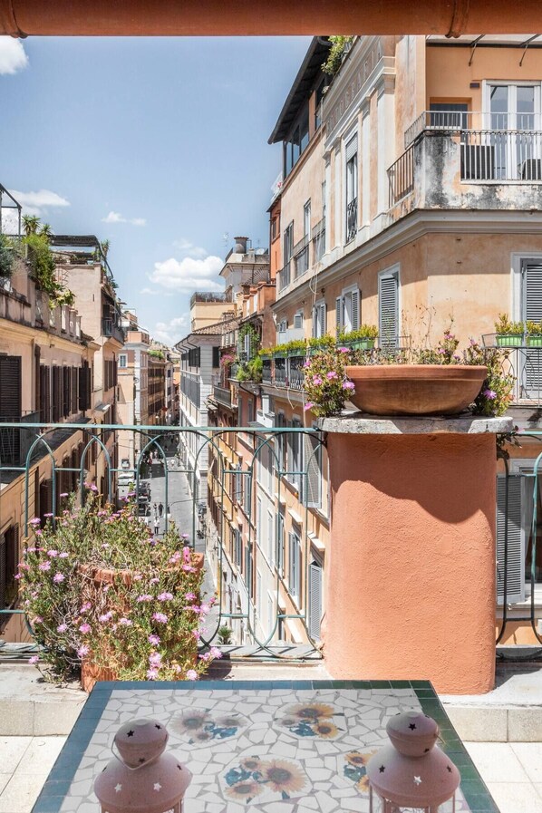 Property grounds - Terrazzo Frattina Penthouse with terrace close to Spanish Steps (Roma)