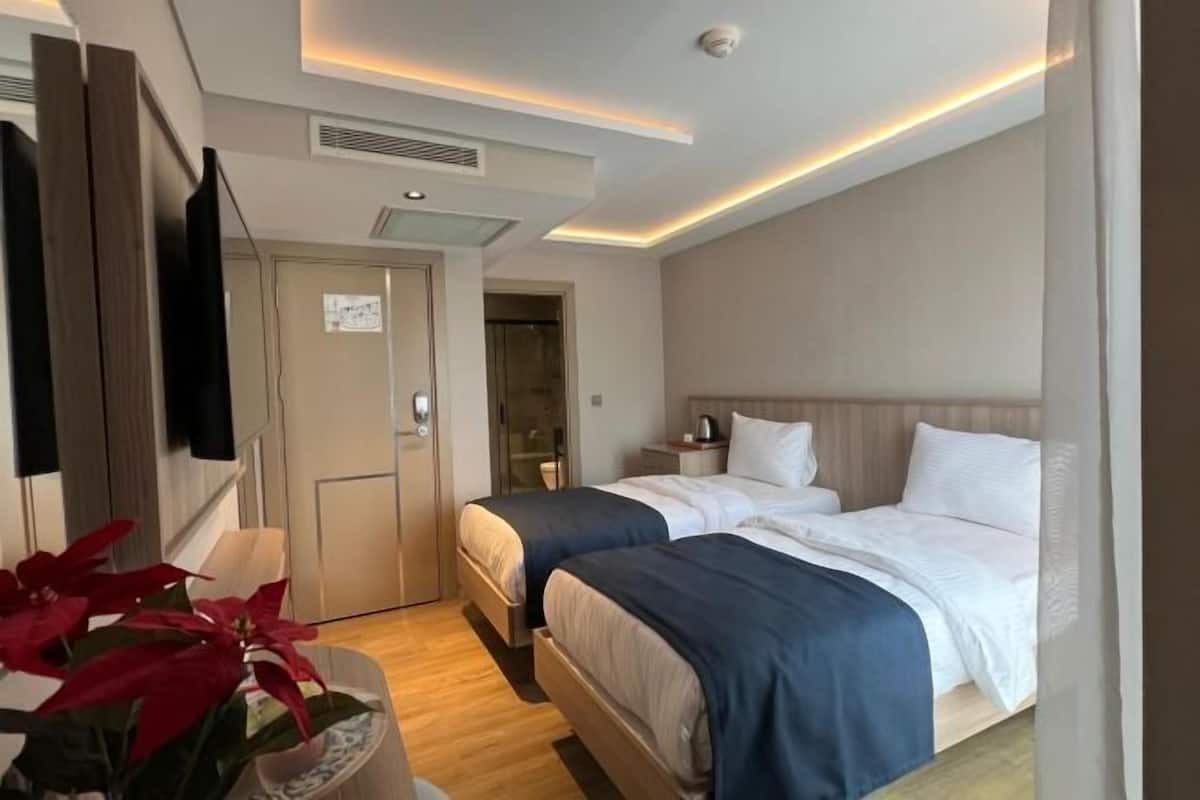1 bedroom, minibar, soundproofing, free WiFi