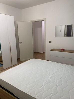 2 soverom og sengetøy