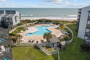 Pool - Shipwatch 1212 - 2BR - 2BA Oceanfront Shipwatch Condo , Community Pool (North Topsail Beach)