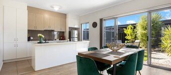 The Charming Living 3BR Townhouse/Perfect Vacation