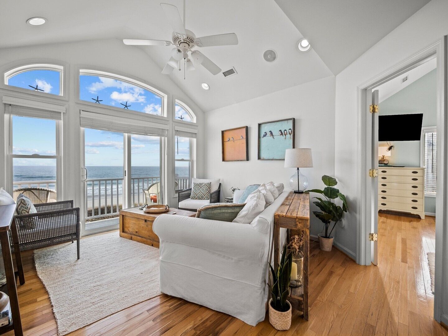 تلفزيون ذكي، مشغل دي في دي