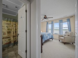 2 bedrooms, WiFi, bed sheets - 'Carolina Sunshine (North Topsail Beach)