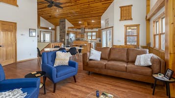 Smart TV, fireplace, table tennis