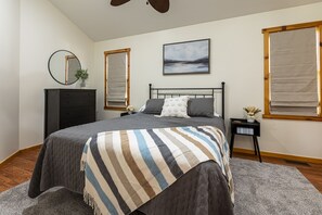 3 chambres, fer et planche à repasser, accès au Wi-Fi (inclus)