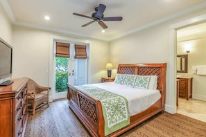 4 bedrooms, travel crib, WiFi, bed sheets