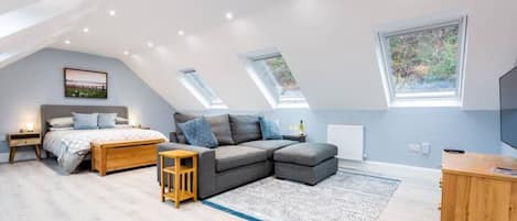 1 soverom, strykejern/-brett, wi-fi (inkludert) og sengetøy