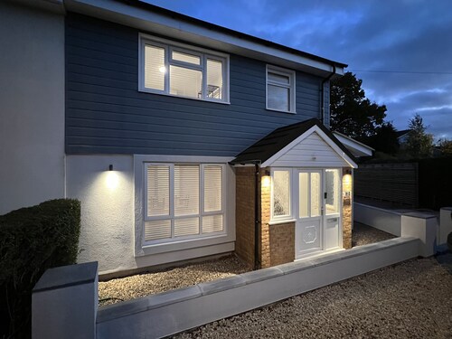 Immaculate Newly Refurbished 4 bedroom house