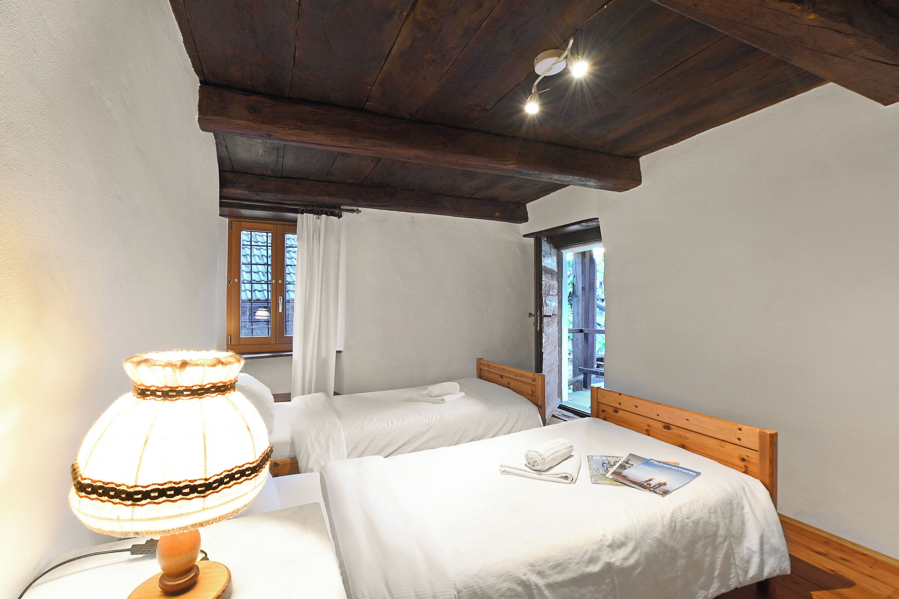 3 bilik tidur, Wi-fi percuma, cadar katil 