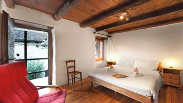 3 kamar tidur, Wi-Fi gratis, dan seprai linen