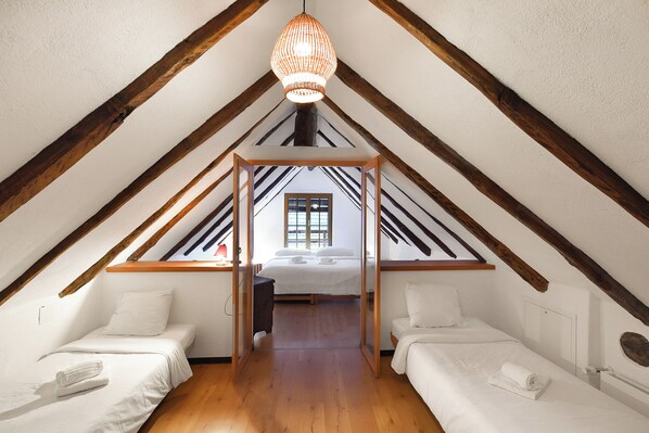 3 bedrooms, free WiFi, bed sheets - Rustico al platano 2 (Sonogno)