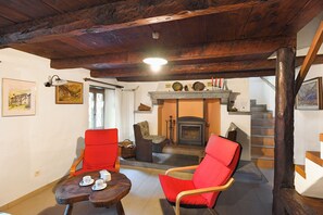 Familie-alpehytte, flere soverom, 2 bad (Rustico al platano 2) | Innvendig
