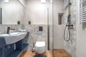 Douche, serviettes fournies