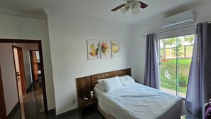 3 bedrooms, WiFi, bed sheets - Rancho Conforto Casa no Lago Corumbá IV (Alexânia)