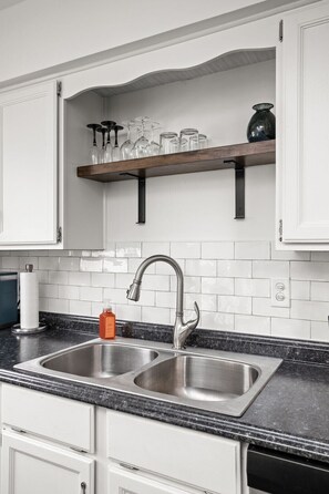 Fridge, microwave, oven, stovetop - Backyard+Porch, Pet-Friendly | Broad Ripple Stay (Indianapolis)