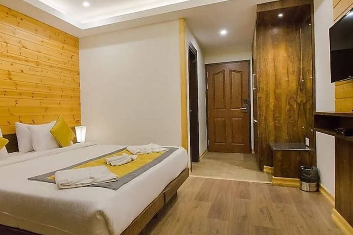 Ropa de cama de alta calidad, sistema de insonorización, wifi gratis