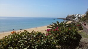 Liegestühle, Strandtücher