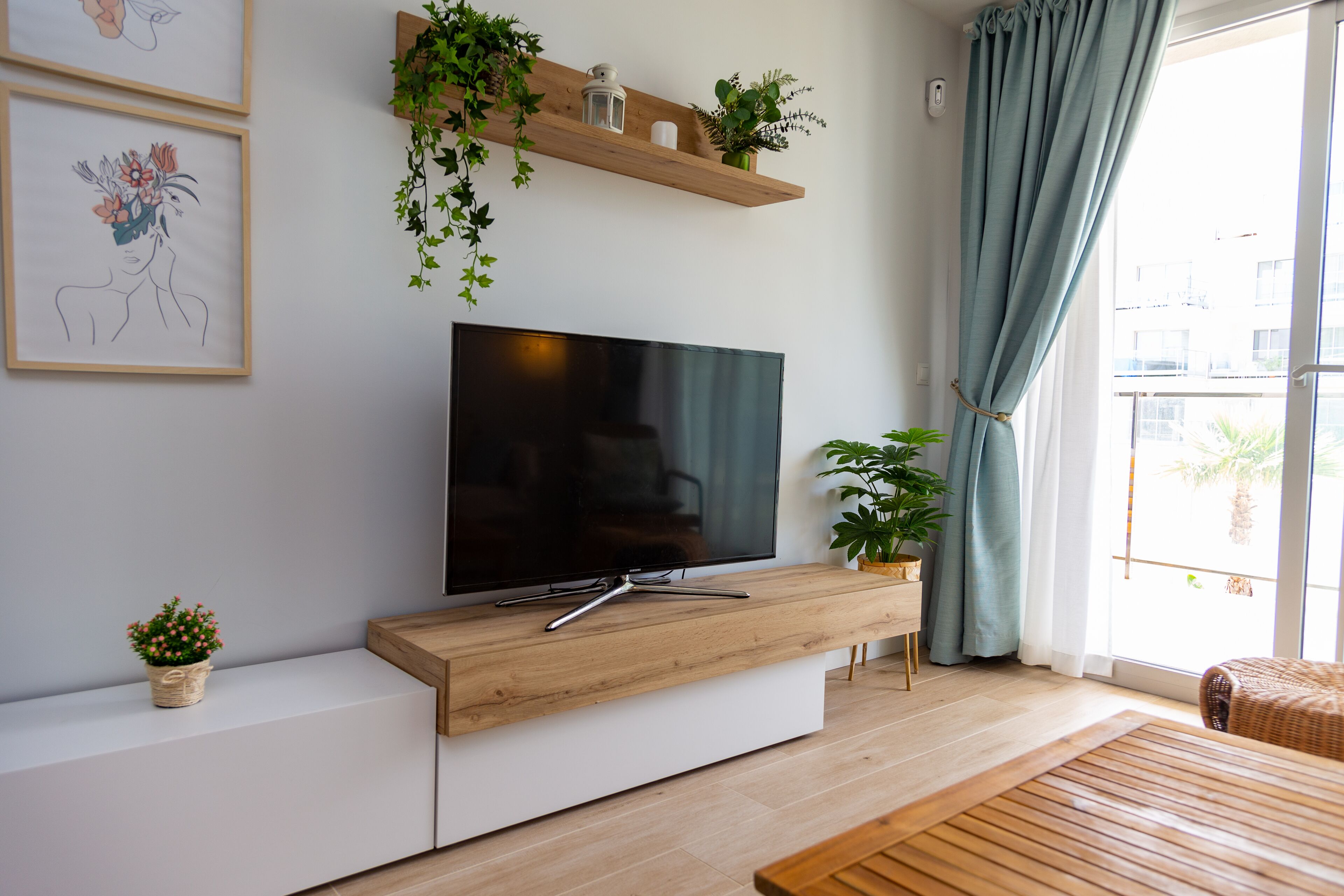 Deluxe Apartment | Living area