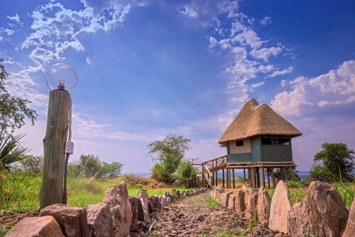 Tilenga Safari Lodge 