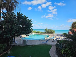 Pool - 615 Ocean Drive (Fort Lauderdale)