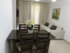 Comfort Apartment | 2 bedrooms, hypo-allergenic bedding, blackout drapes, iron/ironing board - Apto 2/ Q próximo ao Hospital premium (Goiania)
