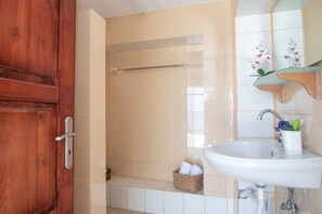 Bathroom - DN Beach Coast Villa (Zakynthos)