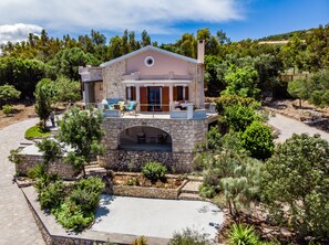 Front of property - DN Beach Coast Villa (Zakynthos)