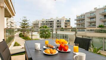 Apartment | Terrace/patio