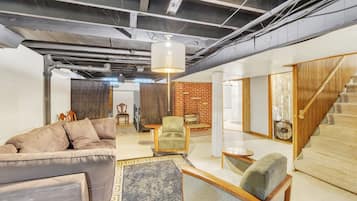 House, 3 Bedrooms | Interior