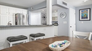 Condo, 3 Bedrooms | Dining