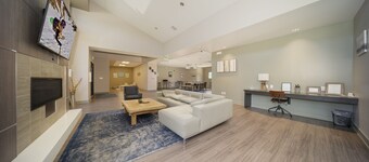 Hi Country Haus - 10-18... 2 Bedroom Condo by RedAwning