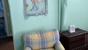 Studio | Area keluarga | Smart TV