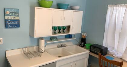 Beach Side Studio #1 Apts by RedAwning