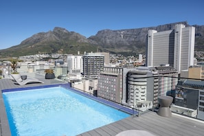 Interior - The Tokyo 1508 (Cape Town)