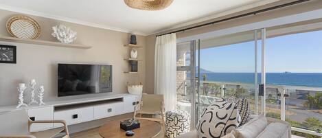 Apartment (2 Bedrooms) | Front of property