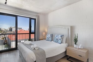 Apartment (0 Bedroom) | Free WiFi - The Ivory 208 (Cape Town)