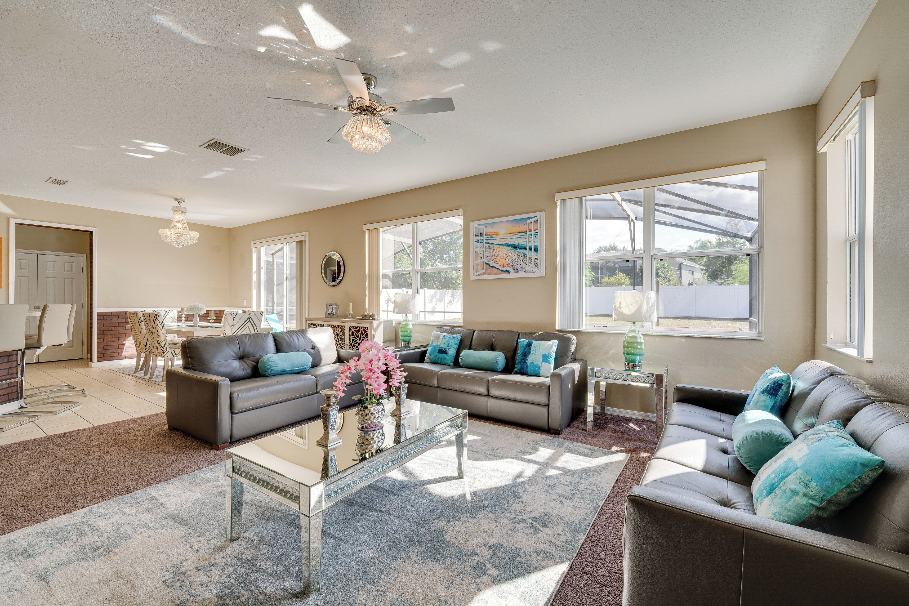 House (4 Bedrooms) | Interior