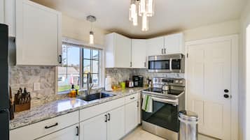 Huoneisto (0 Bedroom) | Sisätilat