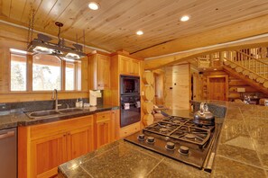 House (4 Bedrooms) | Interior - Fraser Chalet w/ Hot Tub & Mountain Views (Tabernash)