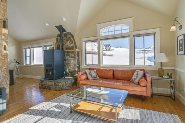 Talo (5 Bedrooms) | Sisätilat