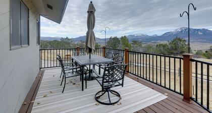 Spacious Hotchkiss Home w/ Stunning Mountain Views