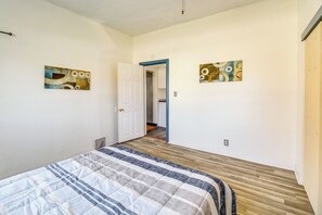 Interior - Cozy Bladen Countryside Hideaway w/ Fire Pit! (Bladen)