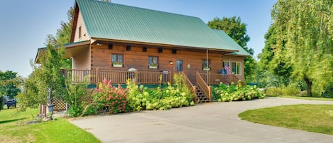 House (1 Bedroom) | Front of property