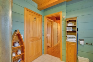 House (1 Bedroom) | Interior