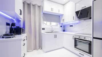 Tủ lạnh, lò vi sóng, lò nướng, bếp nấu